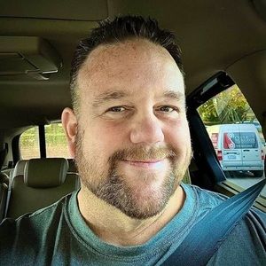 Meet your Posher, Eric